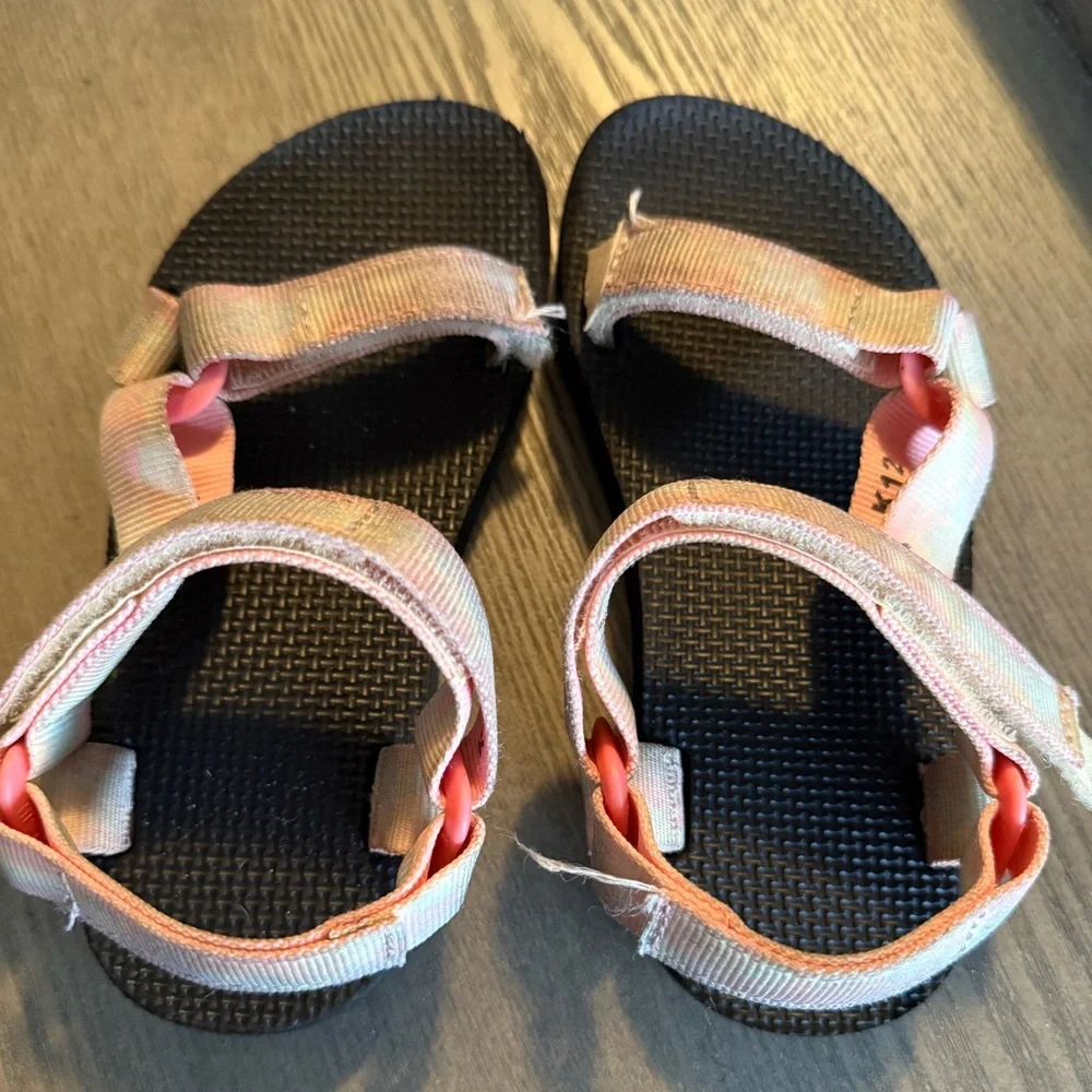 Teva Kids Original Universal Tie Dye Sandals Size 12